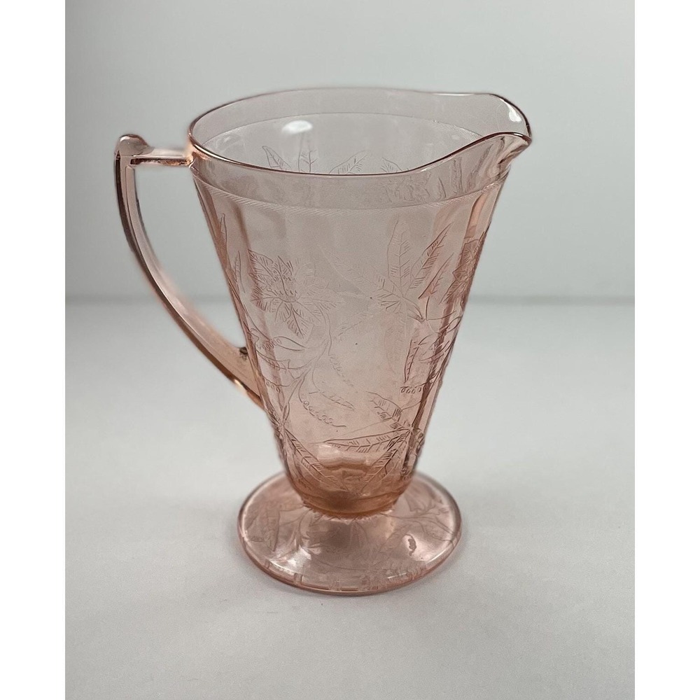 Vintage Jeannette Glass  Pink Depression Glass FLORAL/POINSETTIA ‎ 32oz  Pitcher